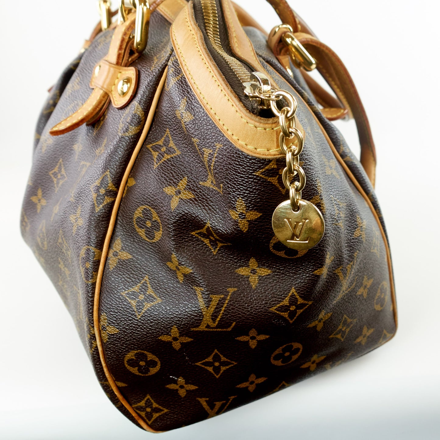 Louis Vuitto Tivoli GM Monogram Canvas Handbag