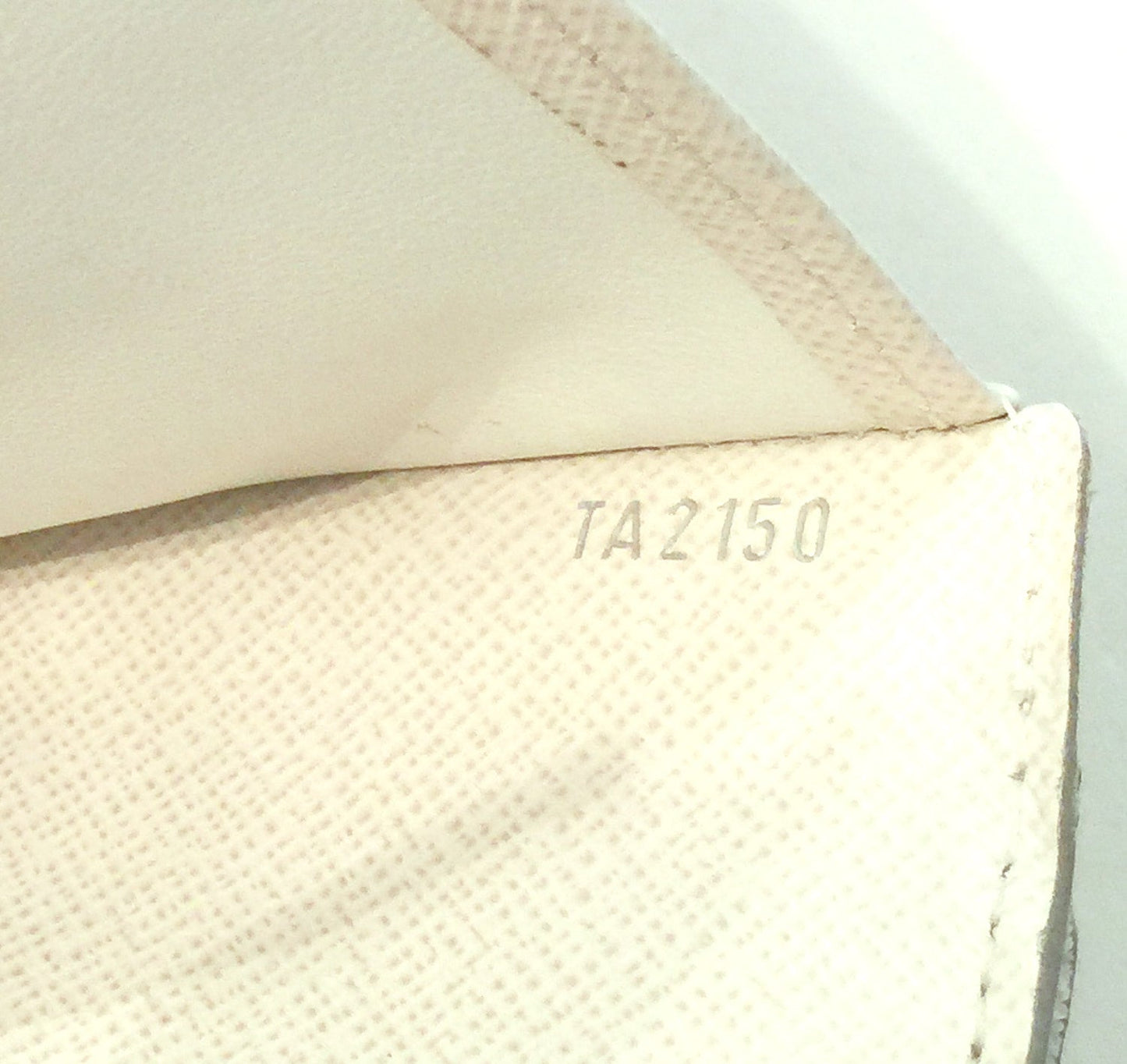 Louis Vuitto Joey Trifold Epi Leather Wallet