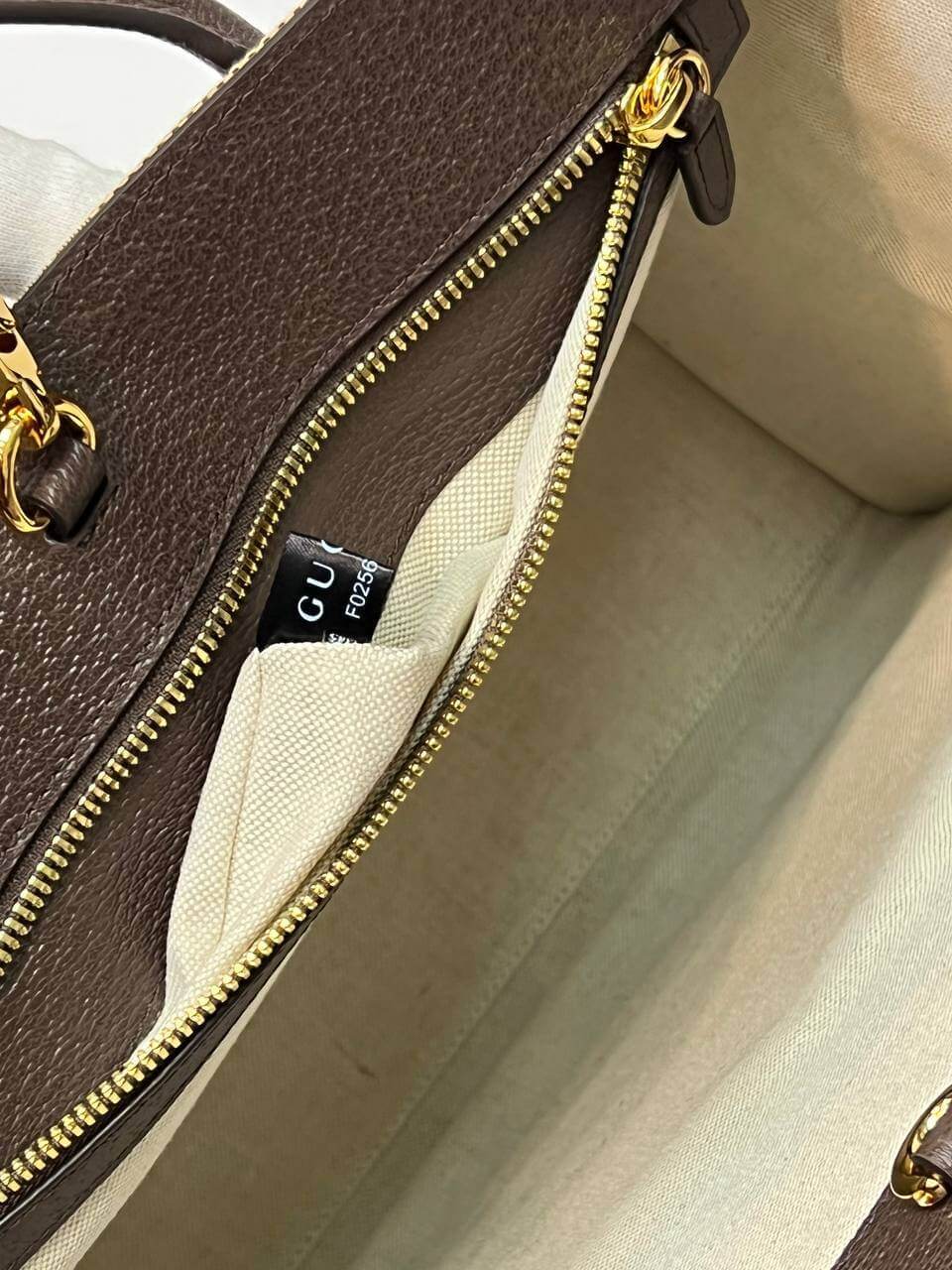 Tote bag with jumbo GG