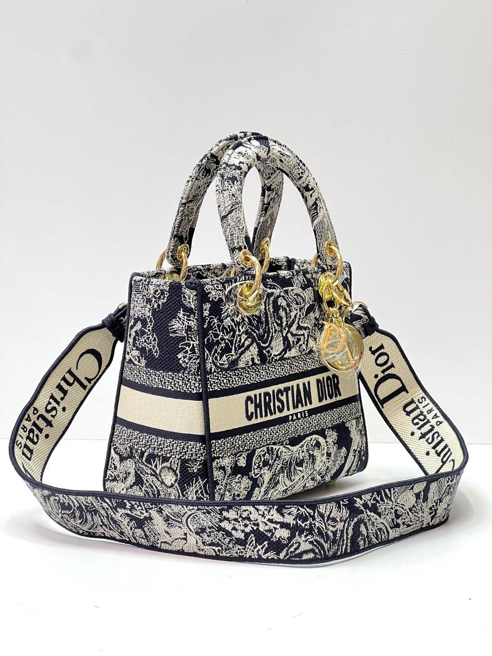 MEDIUM LADY D-LITE BAG Blue Toile de Jouy Embroidery