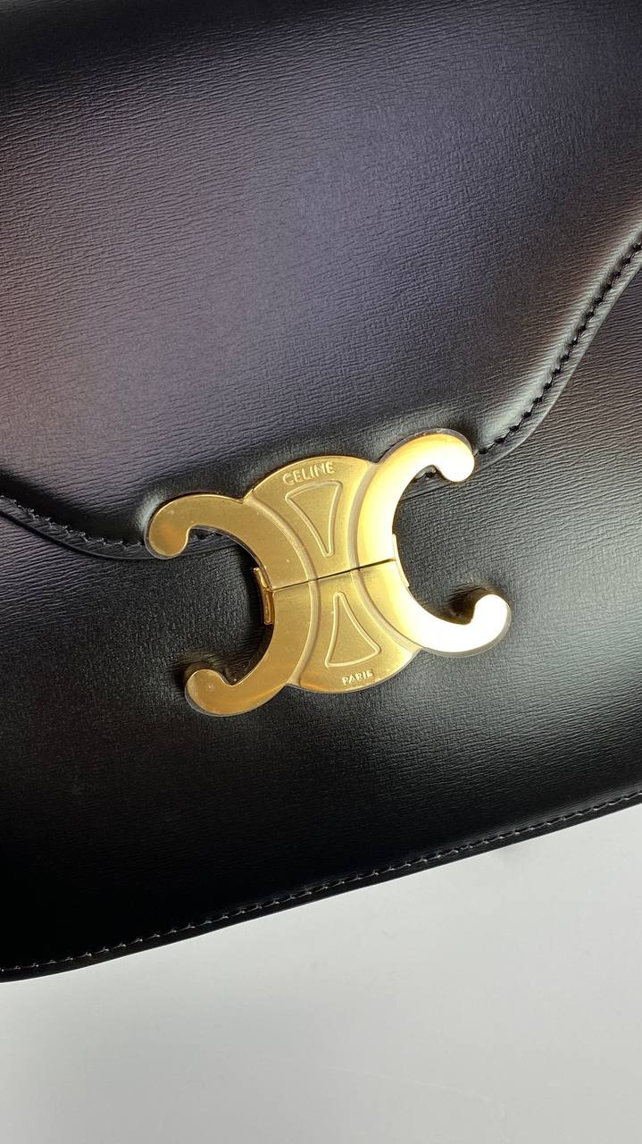 CELINE BAGS CHAIN BESACE TRIOMPHE IN SHINY CALFSKIN BLACK