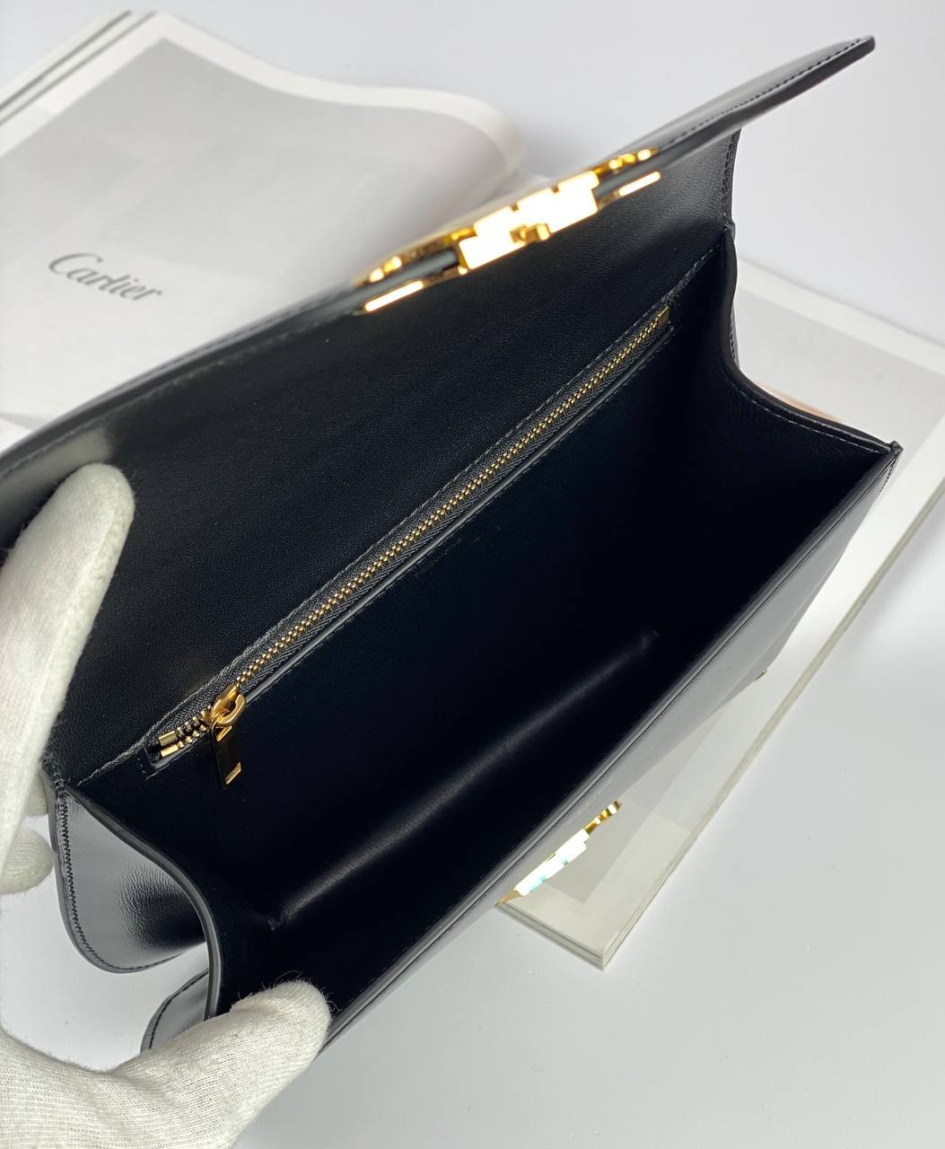 CELINE BAGS CHAIN BESACE TRIOMPHE IN SHINY CALFSKIN BLACK