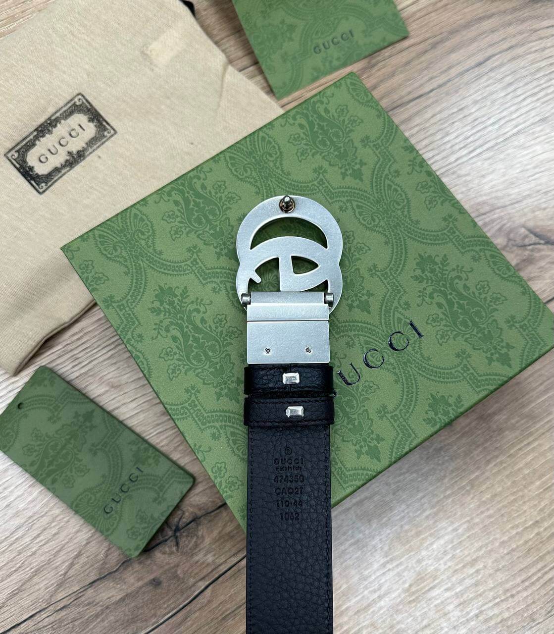 Gucci Reversible thin belt with Double G buckle silver