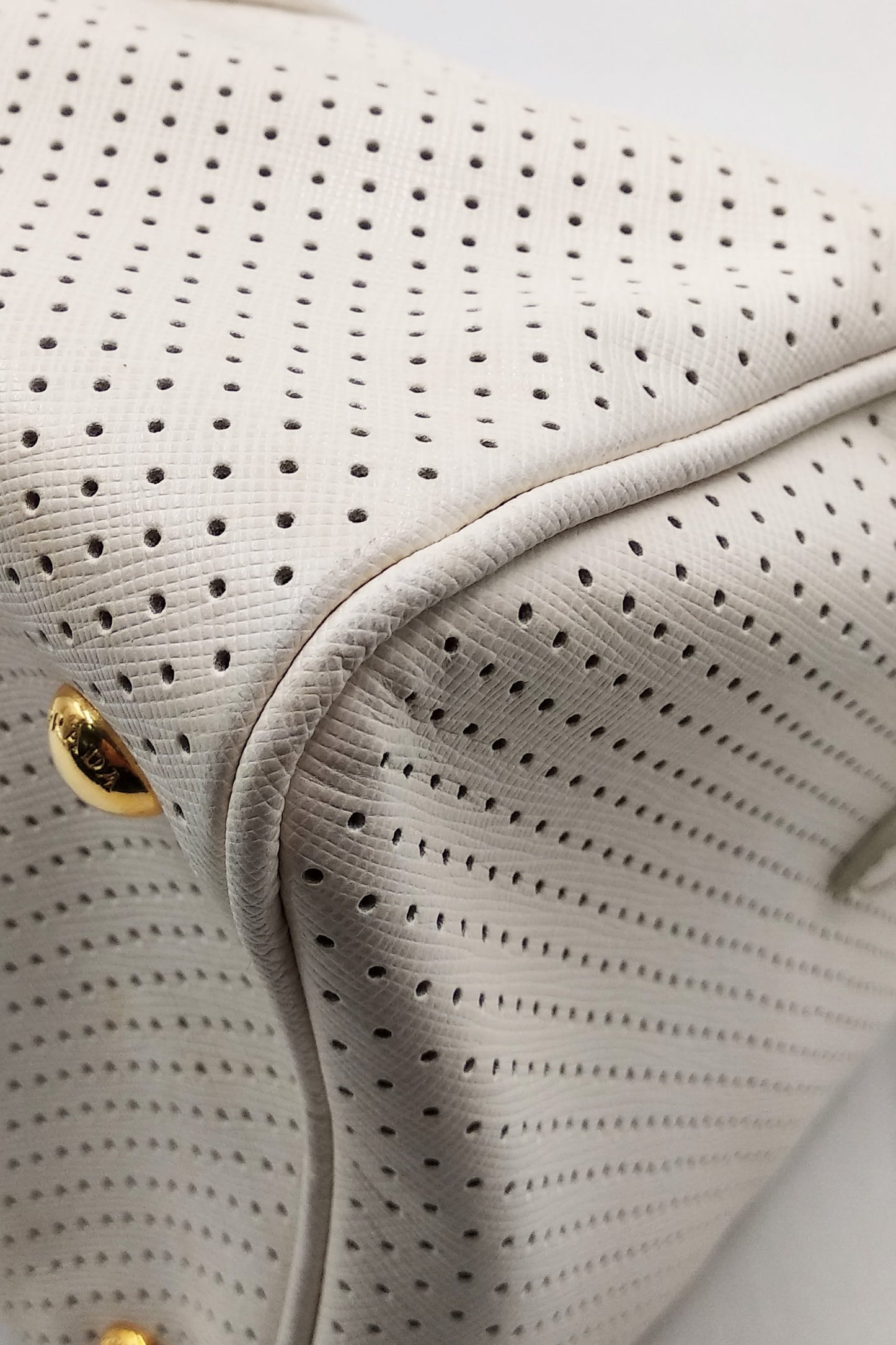 Saffiano Fori Perforated Boston Bag Bianco Black