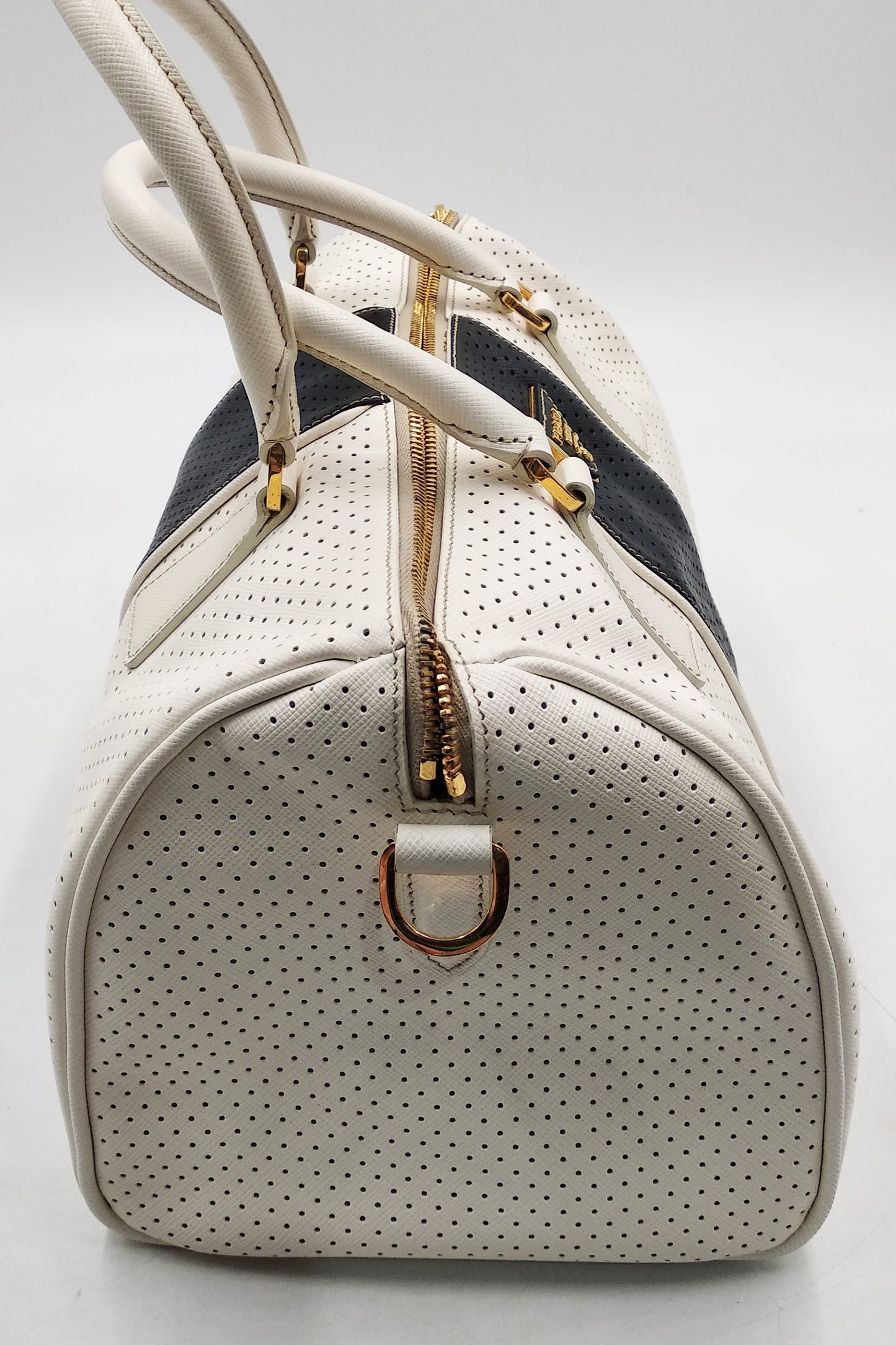 Saffiano Fori Perforated Boston Bag Bianco Black