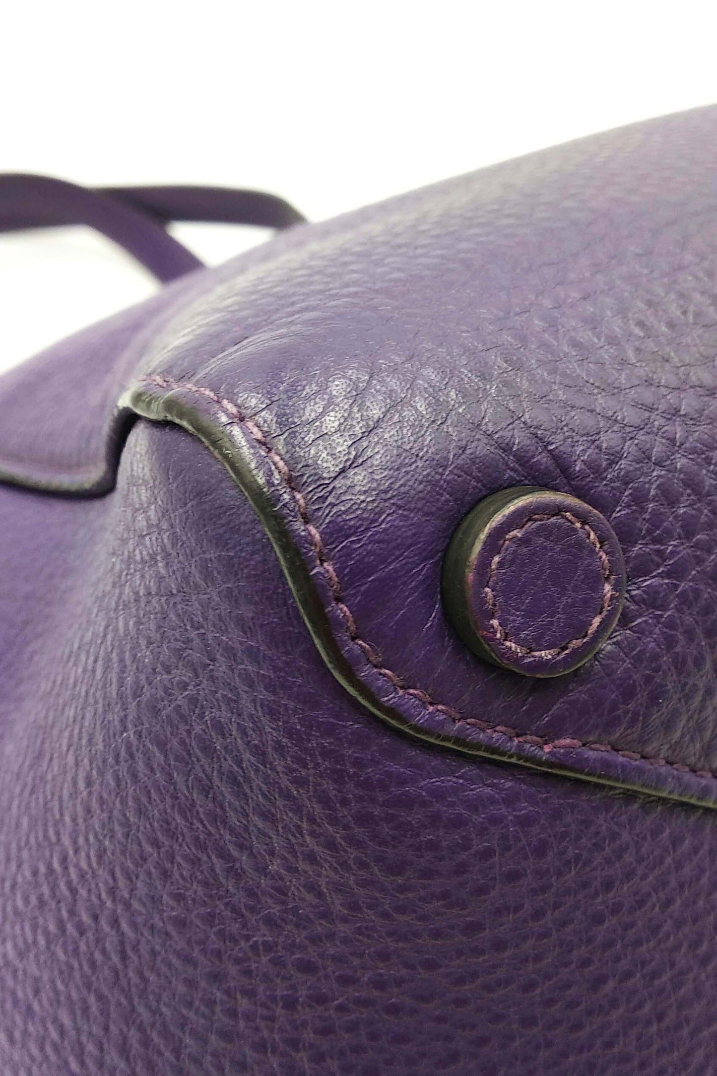 Vitello Daino Tote Viola