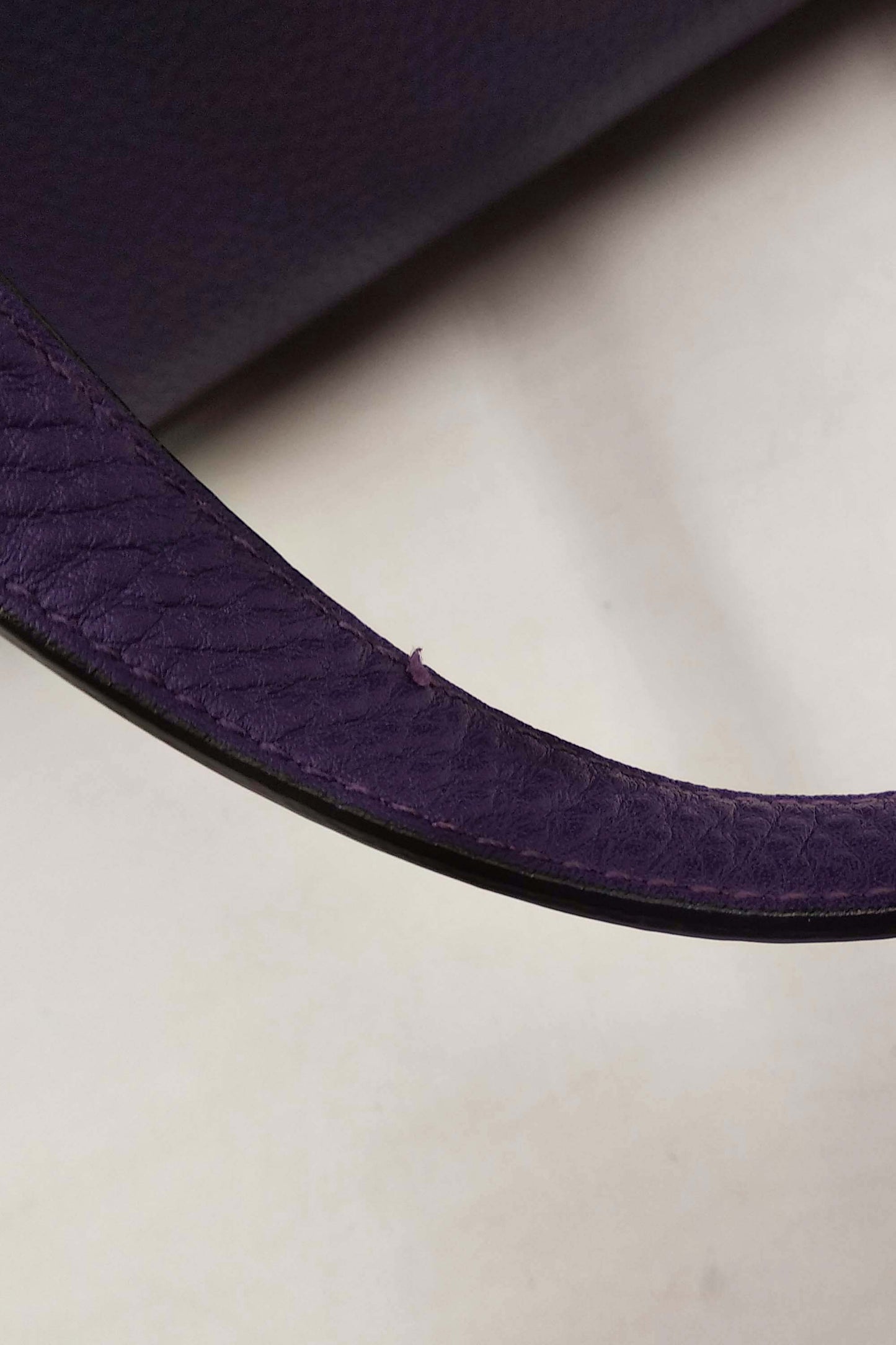 Vitello Daino Tote Viola
