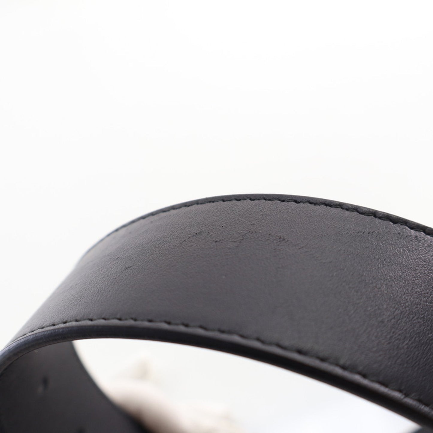 Gucci GG Black Leather Belt Gold Buckle Size 85 34