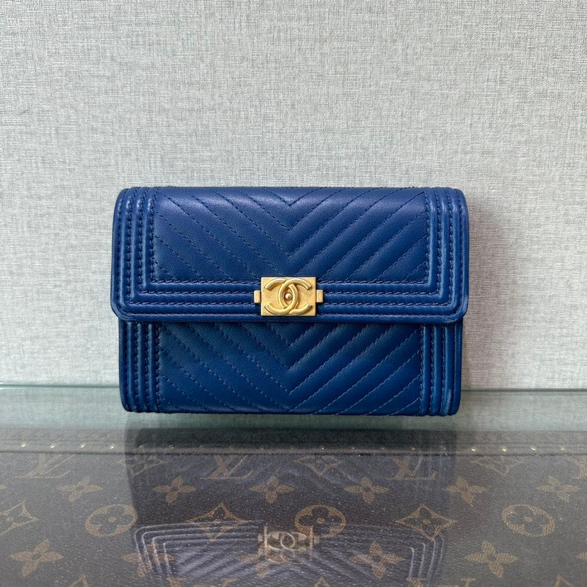 Chanel Leboy Navy Leather Chevron Wallet 15cm x 10cm x 2cm
