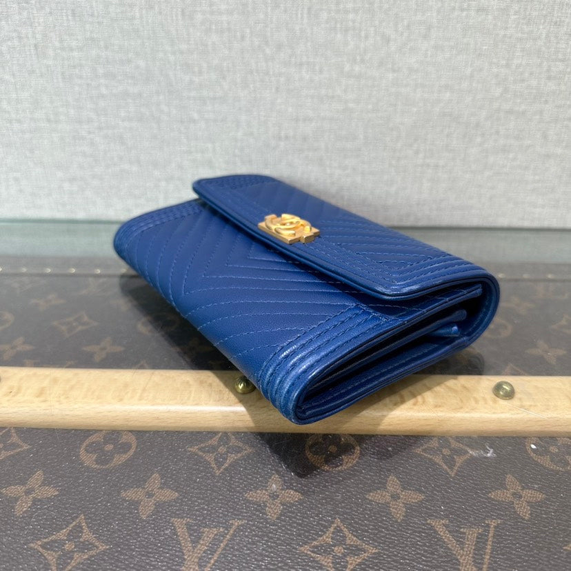 Chanel Leboy Navy Leather Chevron Wallet 15cm x 10cm x 2cm