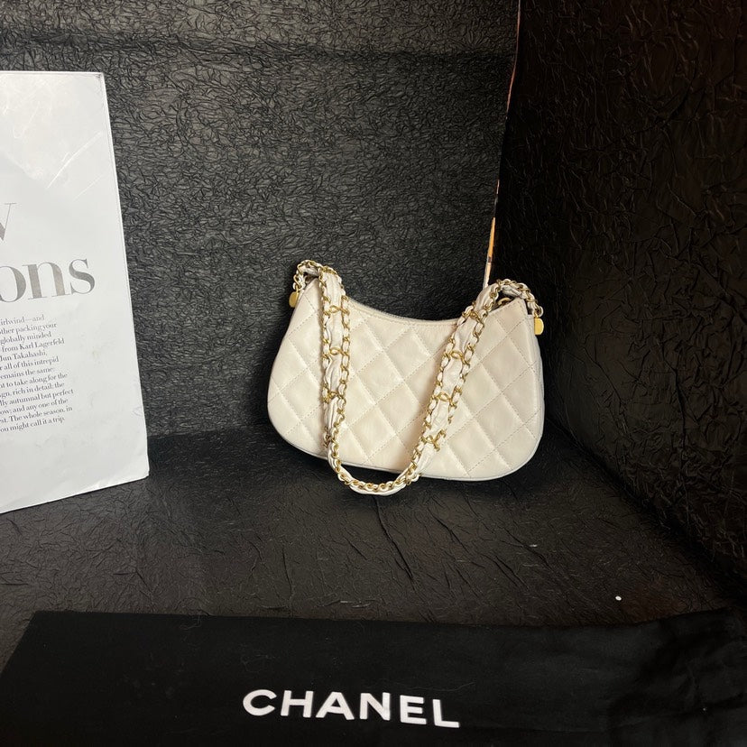 Chanel White Small Hobo Underarm Bag Gold Chain 22K