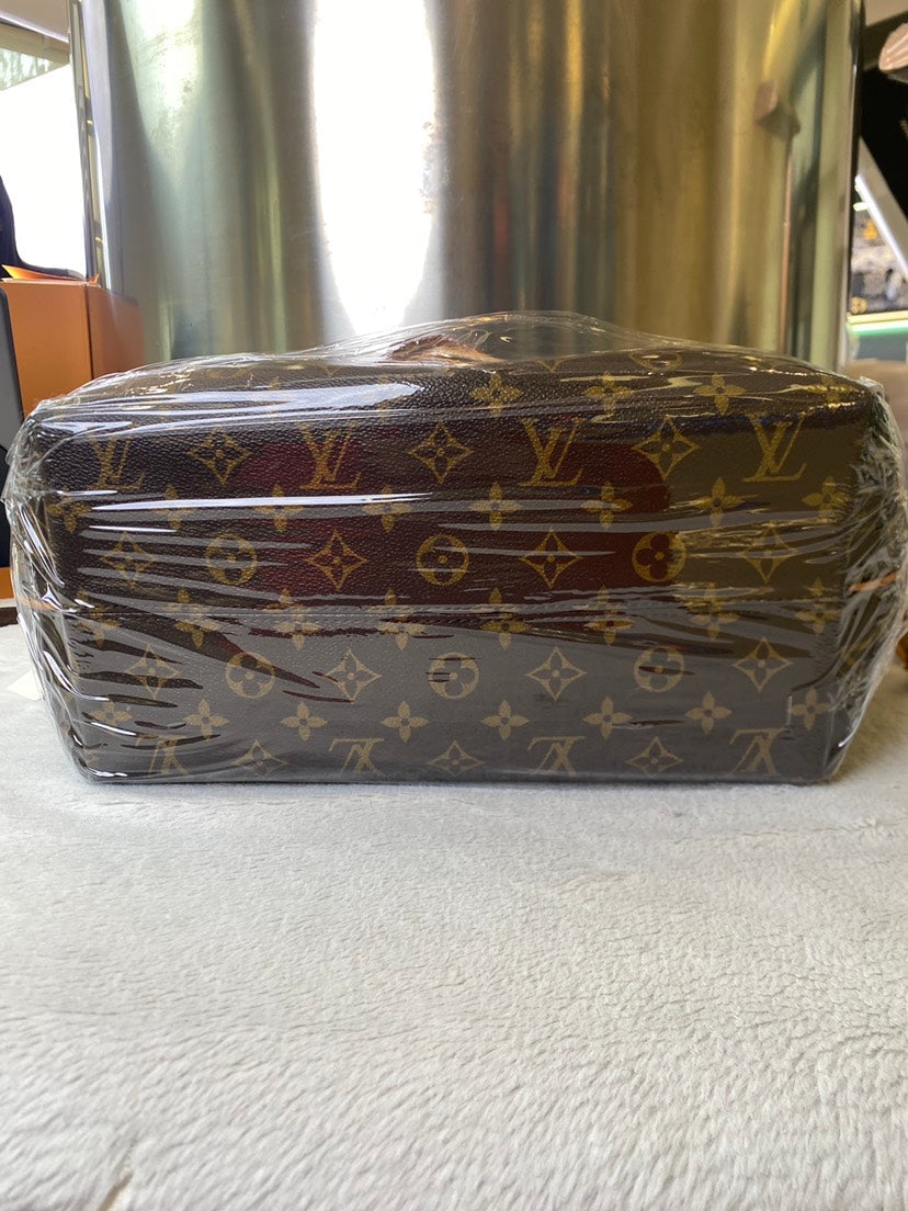 Louis Vuitton Monogram Canvas Artsy Bag Brown