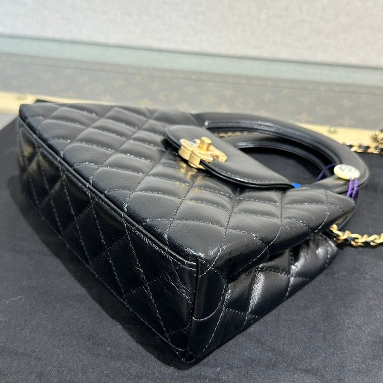 Chanel Kelly Mini Black Quilted Leather Handbag 19x13x7cm