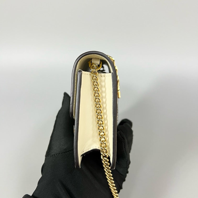 Gucci Sylvie Mini Wallet on Chain White