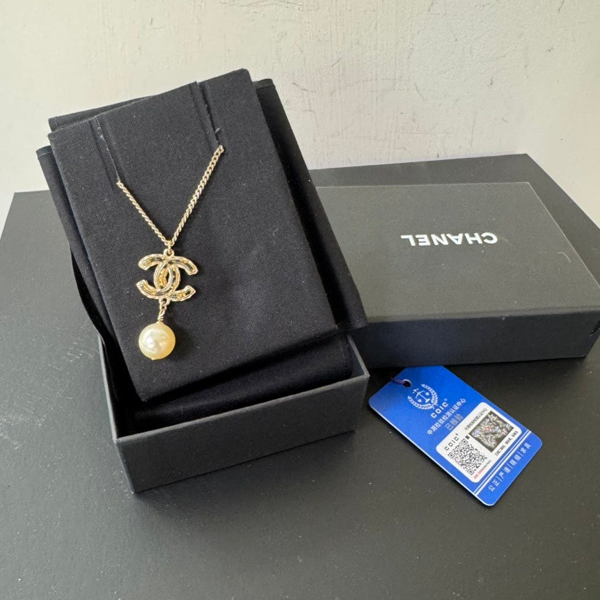 Chanel Gold-Tone Pearl Pendant Necklace