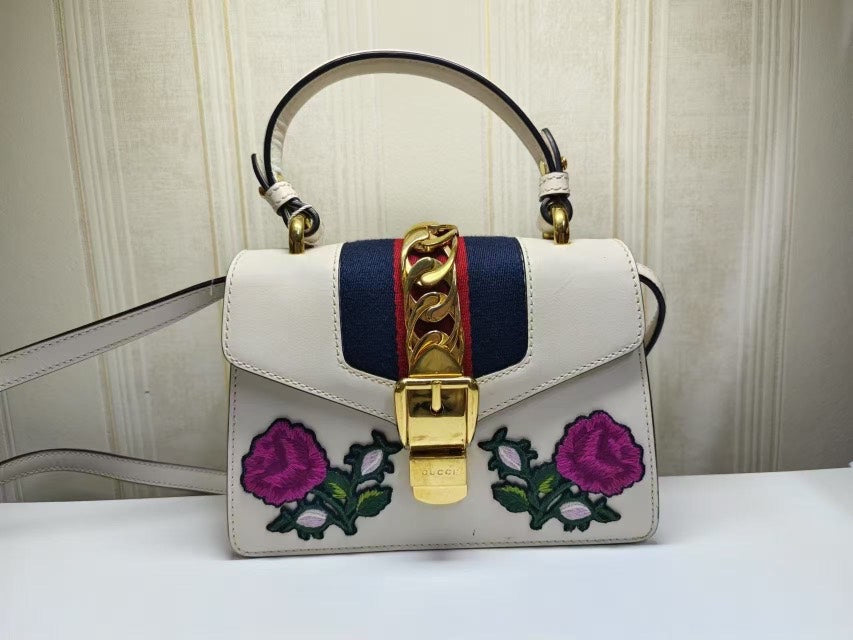 Gucci Sylvie White Floral Embroidered Leather Shoulder Bag Medium