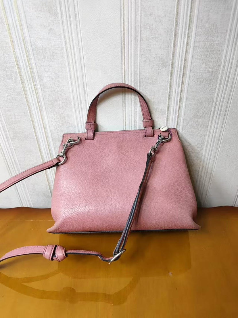 Gucci Bamboo Daily Pink Leather Handbag Medium