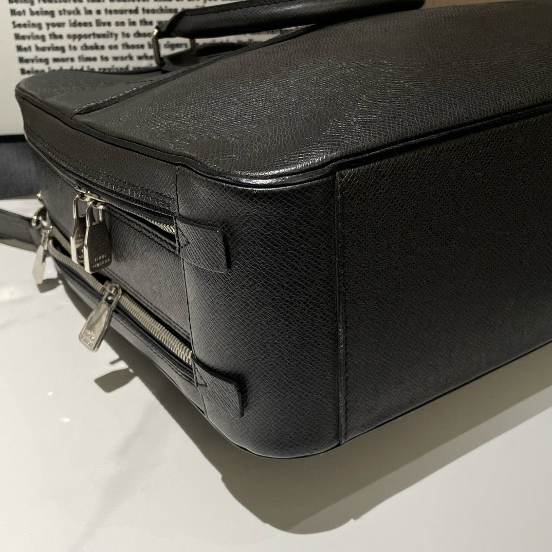 Louis Vuitton Black Leather Briefcase 2011 Medium