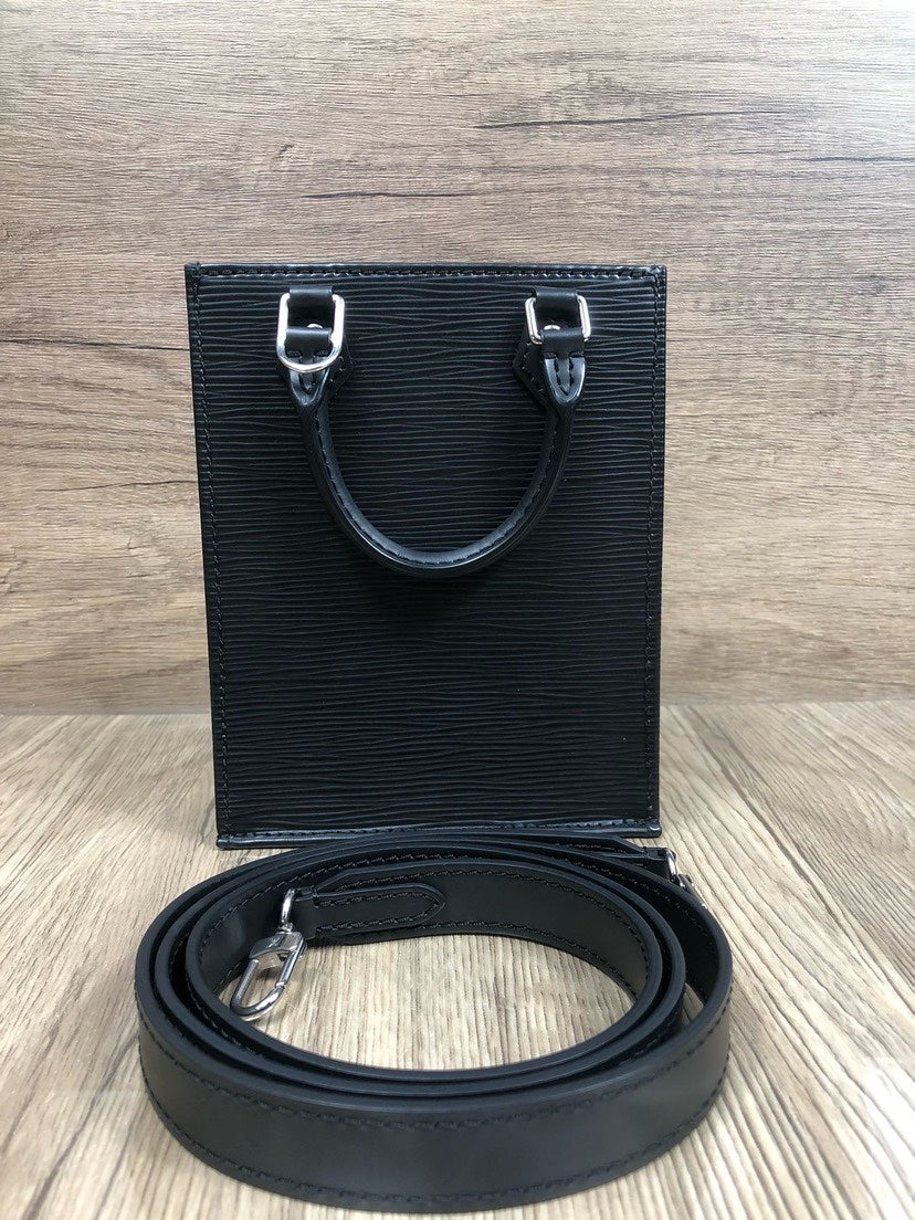 Louis Vuitton Petit Sac Plat Black Mini Tote 17x14cm
