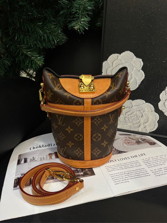 Louis Vuitton Brown Monogram Canvas Duffle Shoulder Bag Medium