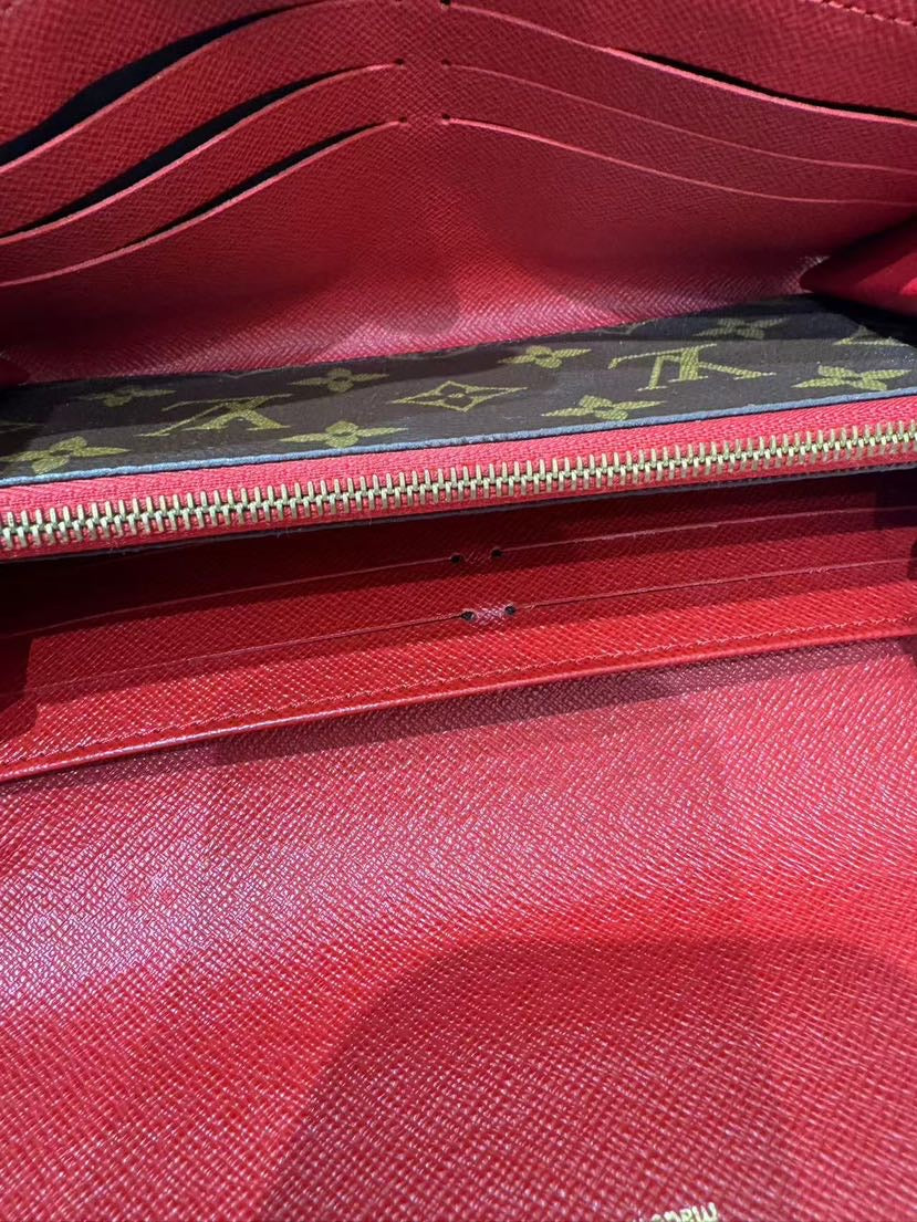 Louis Vuitton Monogram Sarah Wallet Brown Red