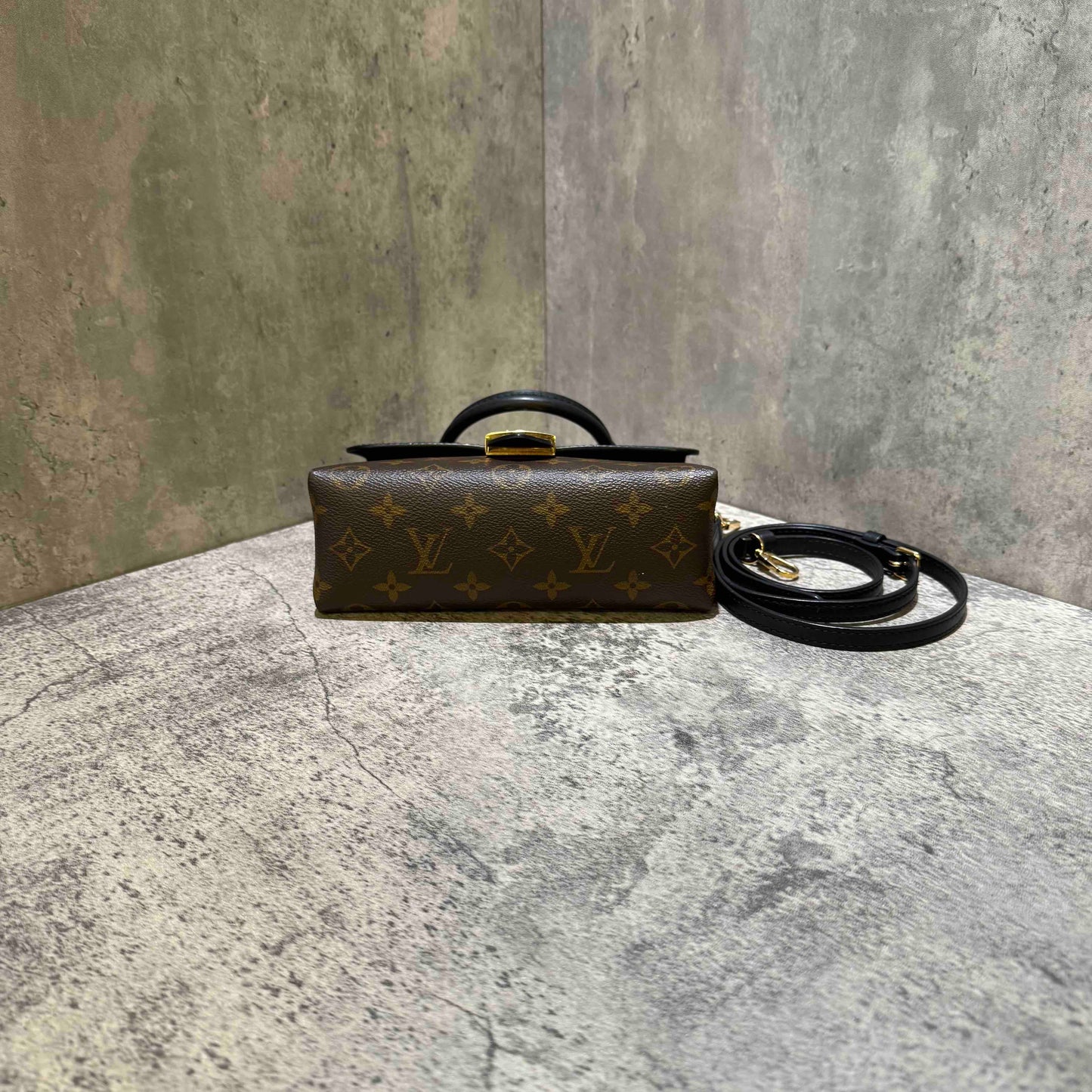 louis vuitton locky bb brown and black handbag