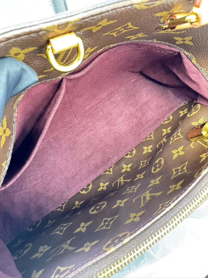 Louis Vuitton Montaigne MM Brown Handbag