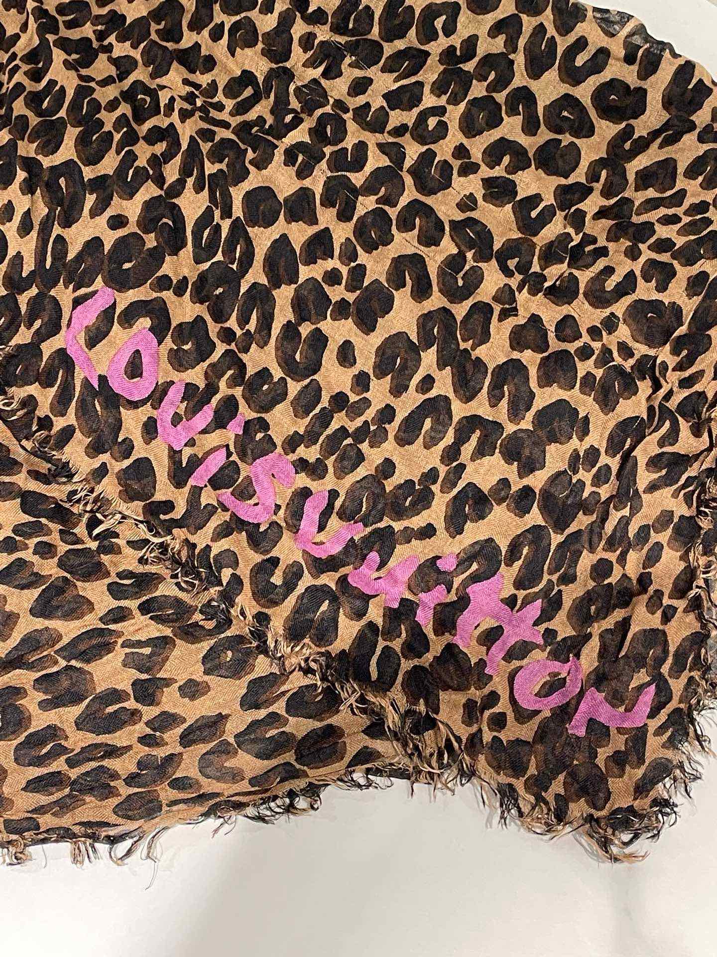 Louis Vuitton Leopard Print Silk Cashmere Scarf 180x130cm