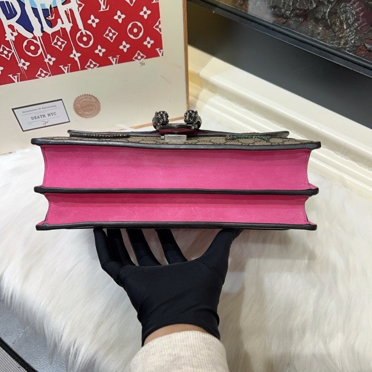 Gucci Dionysus Beige Multicolor GG Supreme Bag Medium