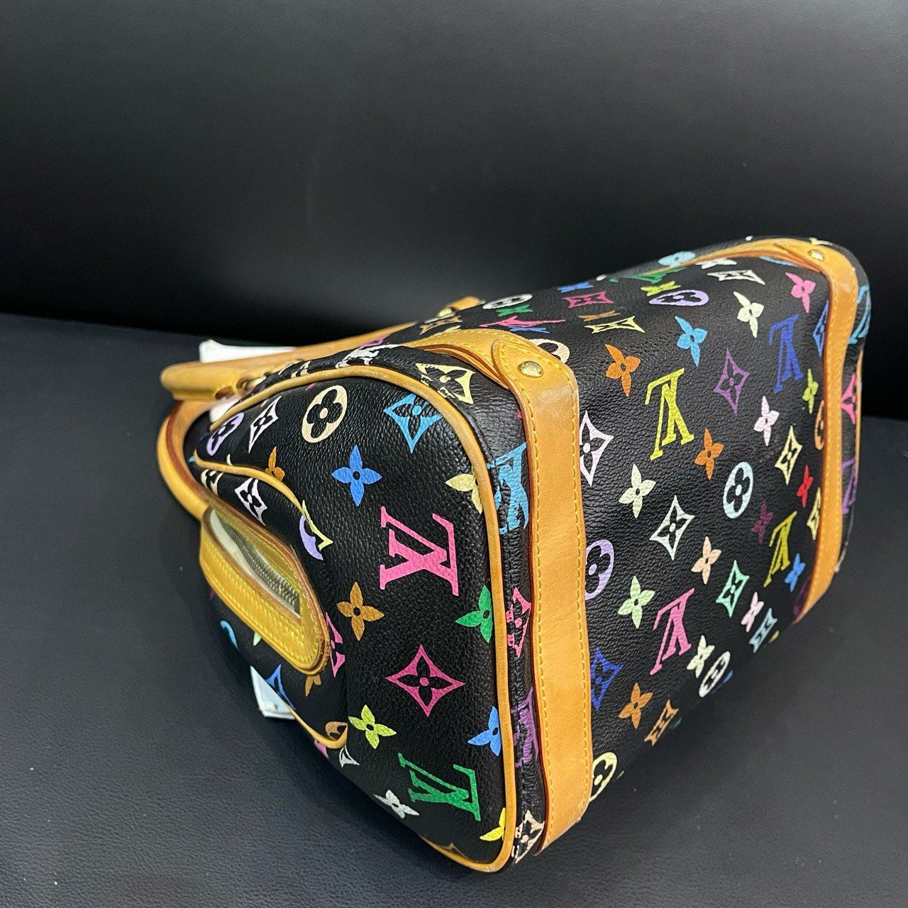 Louis Vuitton Multicolor Monogram Black Canvas Speedy Bag Medium