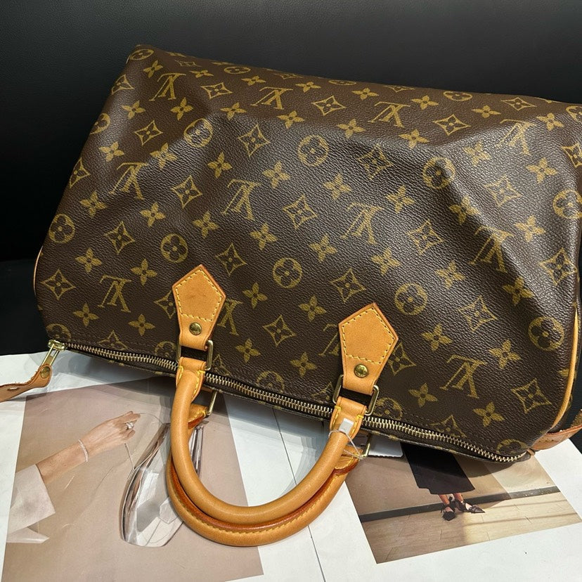 Louis Vuitton Speedy 35 Monogram Brown Handbag