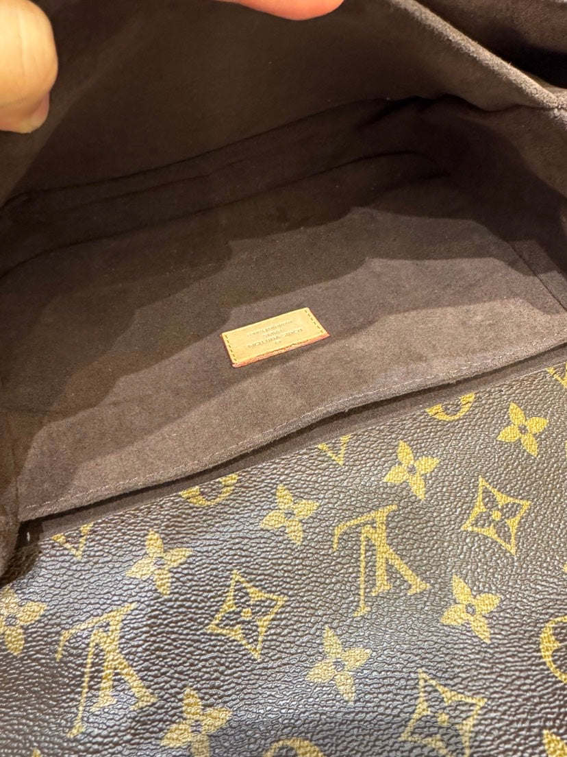 Louis Vuitton MÃƒÆ’Ã‚Â©tis Monogram Crossbody Bag Brown
