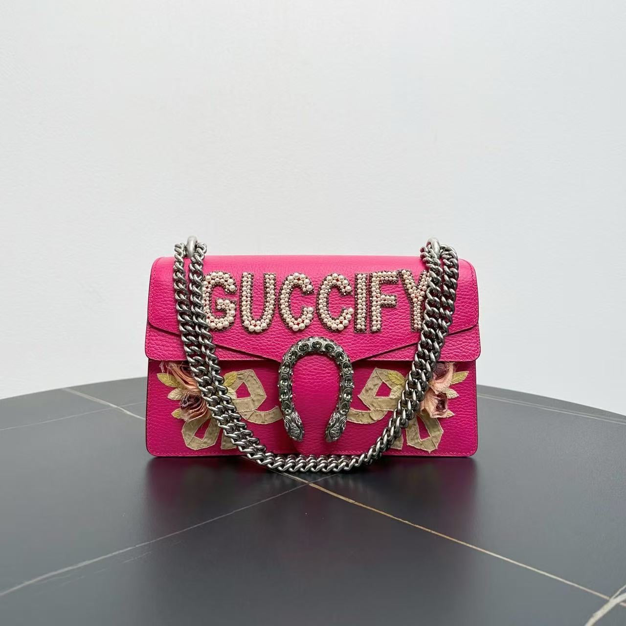 Gucci Dionysus Shoulder Bag Pink