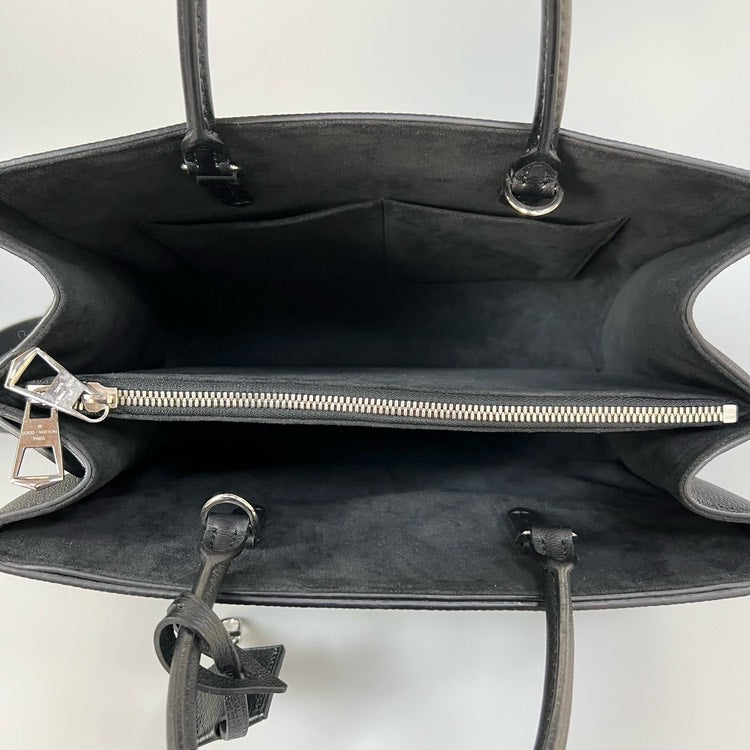 Louis Vuitton Twist Tote Bag Epi Black 30x22x13cm