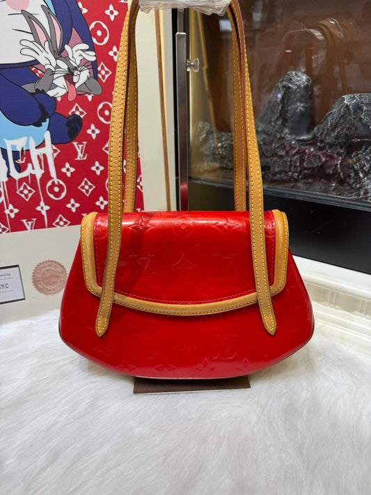 Louis Vuitton Vernis Bedford Red Shoulder Bag