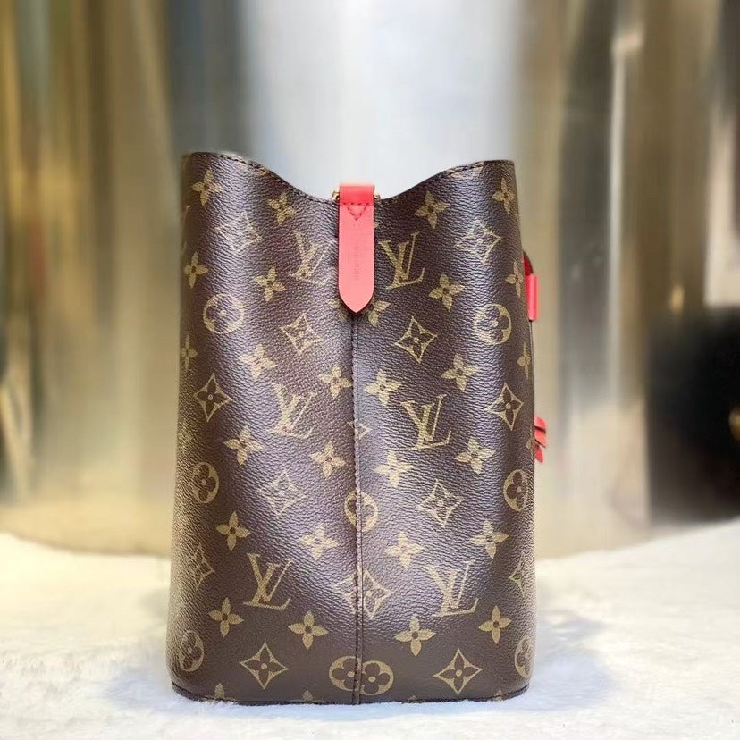 Louis Vuitton NoÃƒÆ’Ã‚Â© Red Bucket Bag