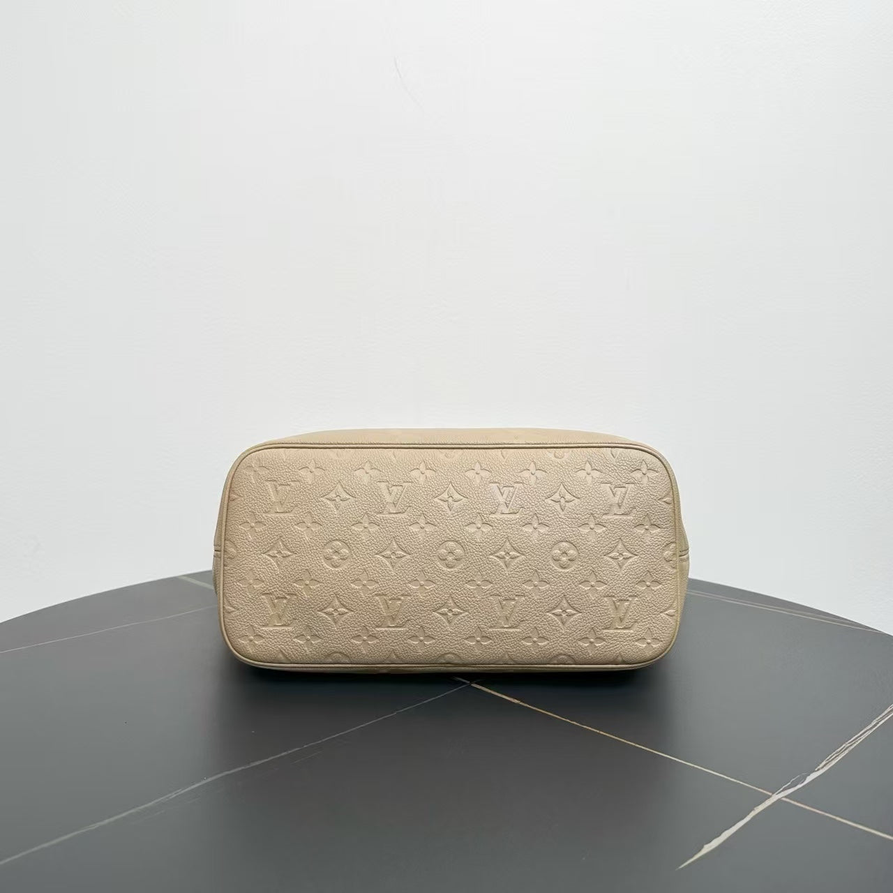 Louis Vuitton Neverfull Beige Tote Bag