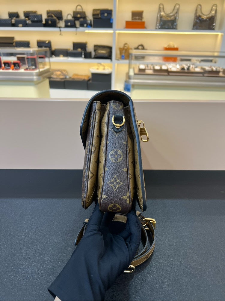 Louis Vuitton Pochette Metis Monogram Handbag