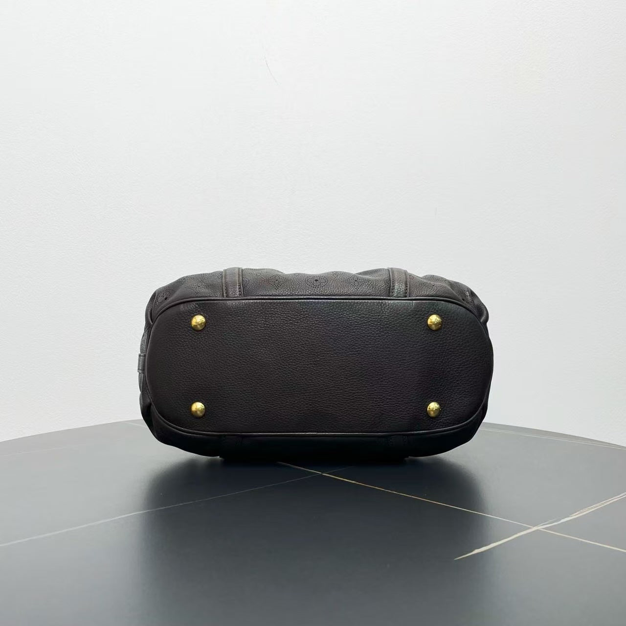 Louis Vuitton Mahina Leather Black Tote Bag