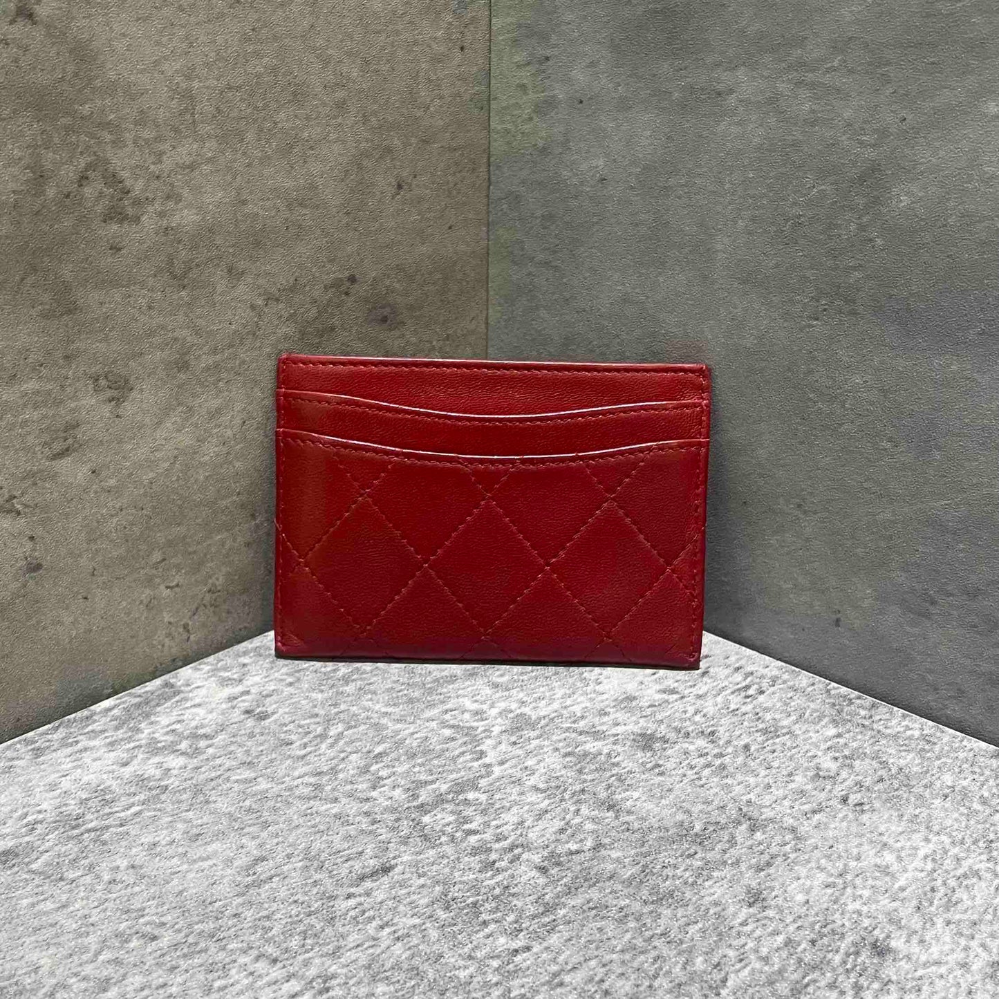 ÃƒÂ°Ã…Â¸Ã¢â‚¬ÂºÃ¢â‚¬â„¢Preloved Chanel red cardholder