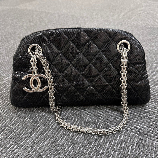 Pre-loved Chanel 2.55 Black Quilted Lambskin Chain Shoulder Bag