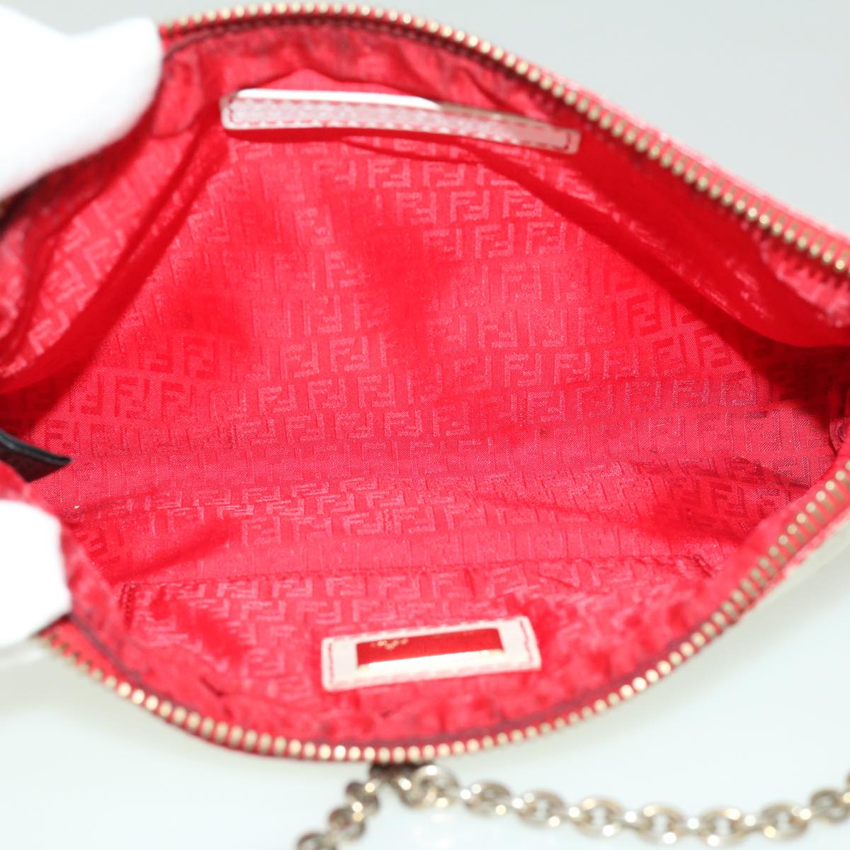 FENDI Zucca Canvas Chain Pouch White rd2884