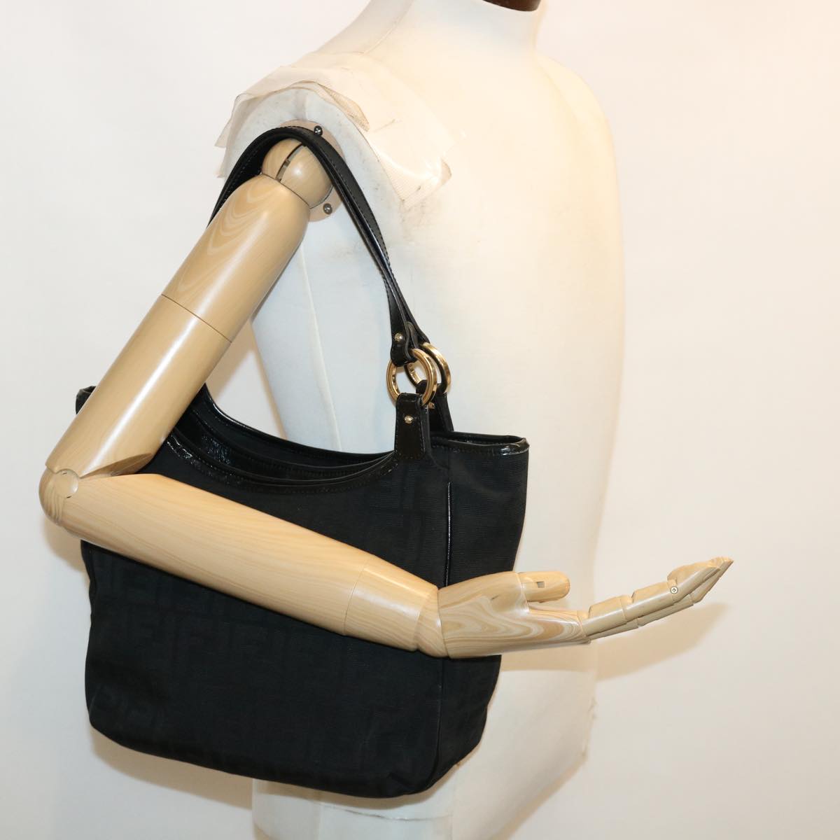 FENDI Zucca Canvas Tote Bag Black rd2989