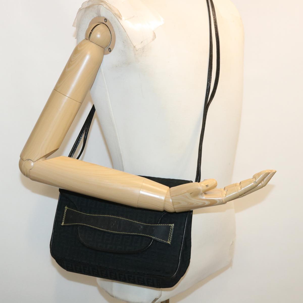 FENDI Zucchino Canvas Shoulder Bag Black rd3030