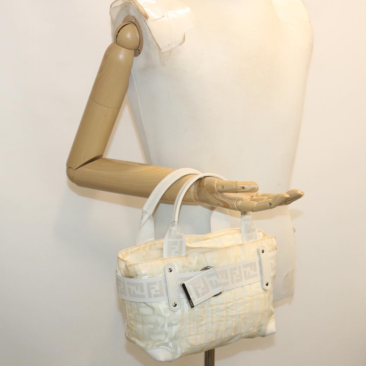 FENDI Zucca Canvas Hand Bag Nylon Leather White rd3994