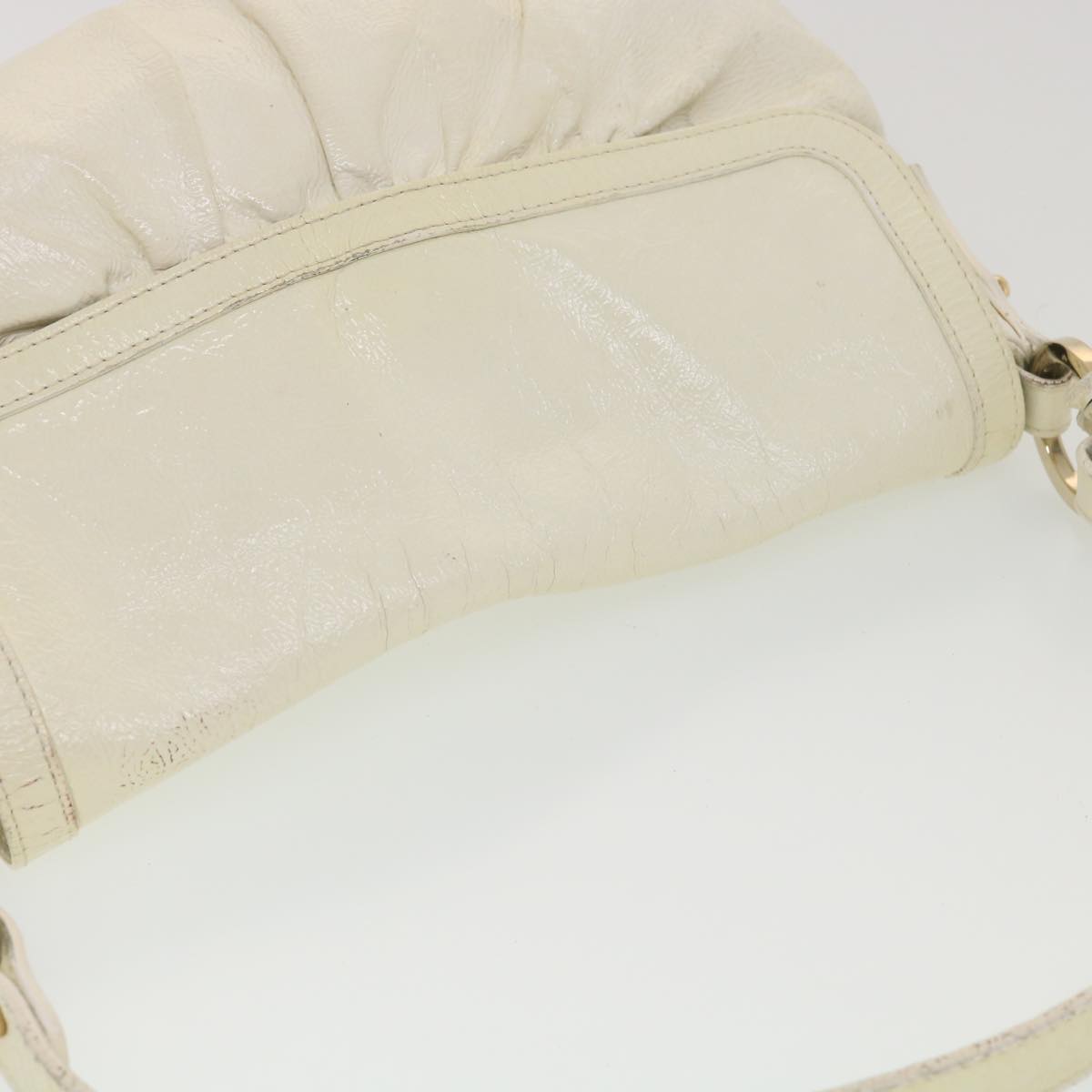 FENDI Shoulder Bag Leather White rd4343