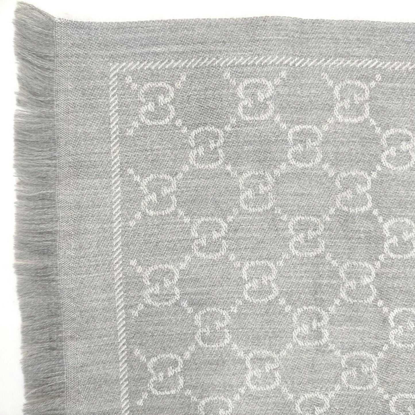 Gucci Scarf Grays Wool 100%