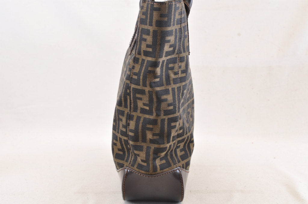 FENDI Zucca Canvas Tote Bag Brown am1300s