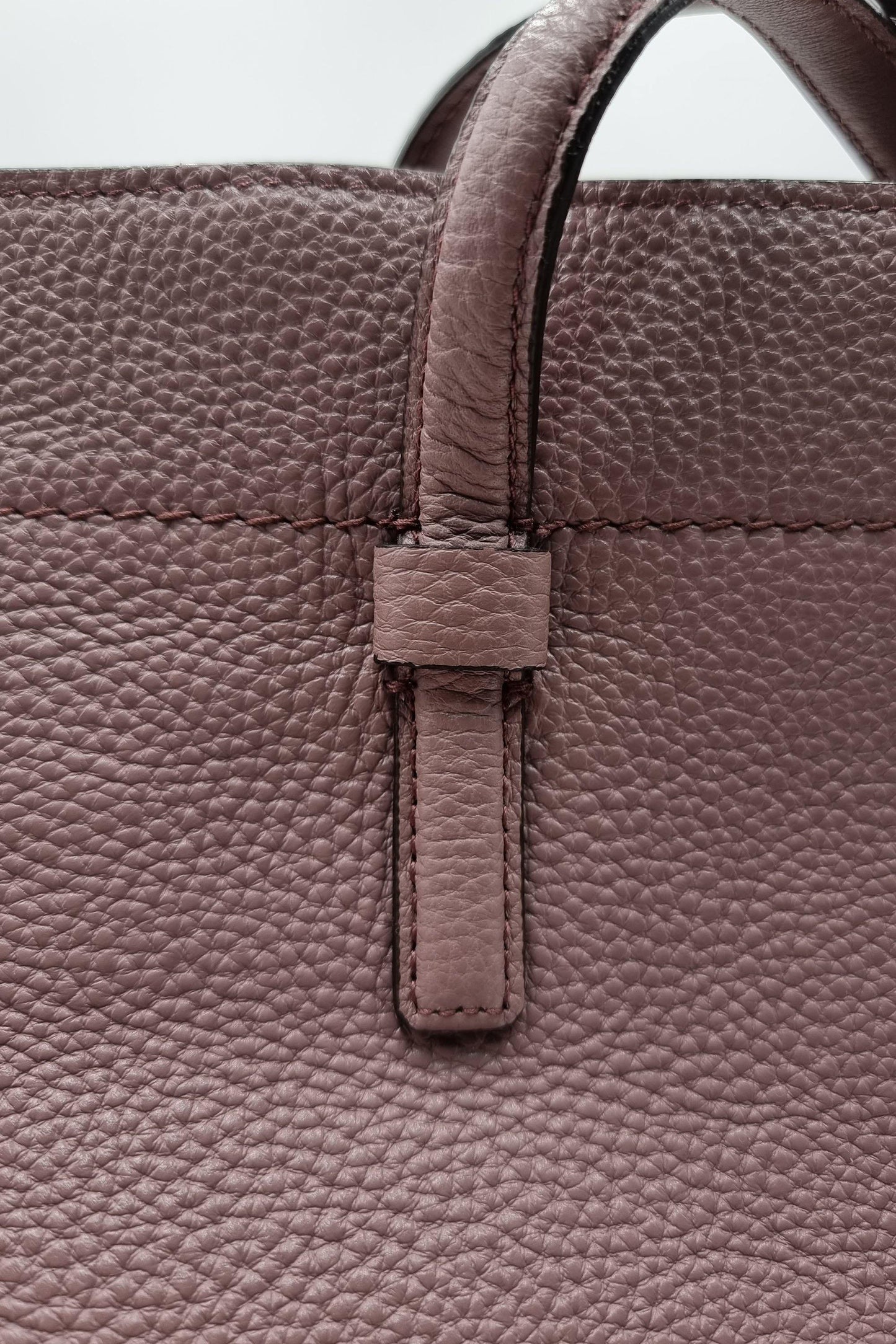 Medium Amy Tote Opera Mauve