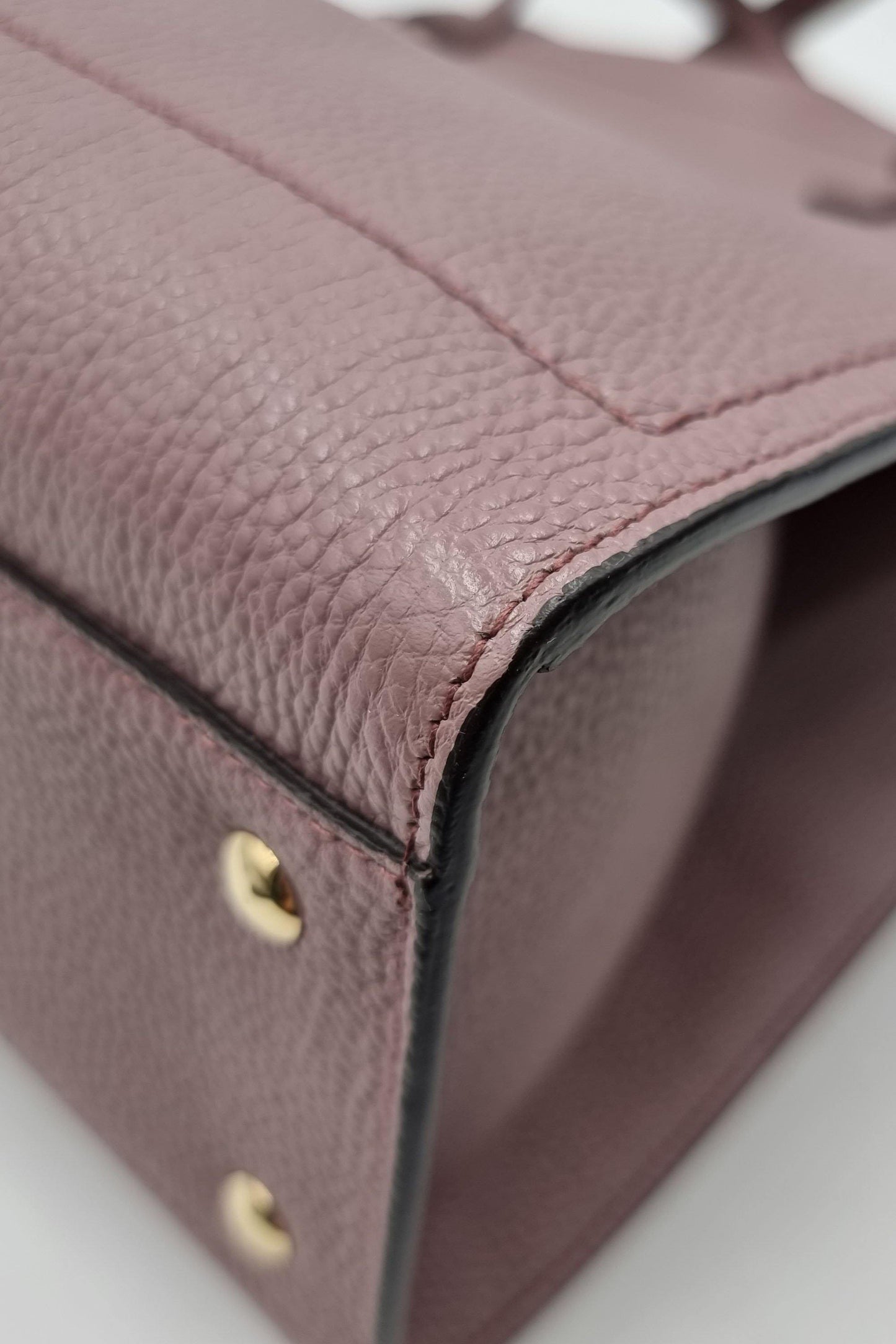 Medium Amy Tote Opera Mauve
